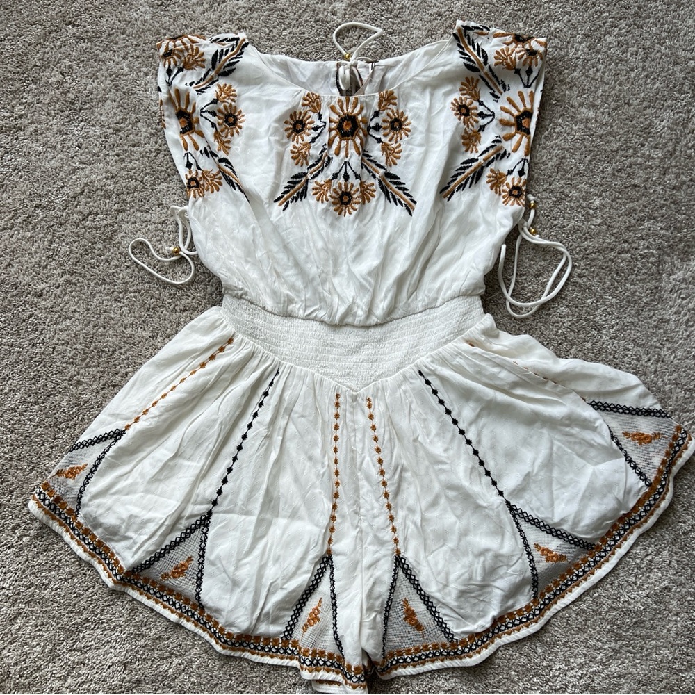 Free People White Embroidered Floral Romper - Picture 2 of 10